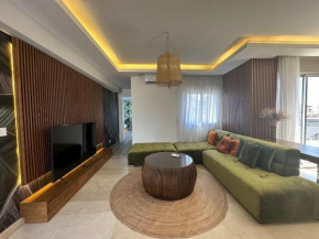 Achrafieh Rooftop 1-BR with Jacuzzi